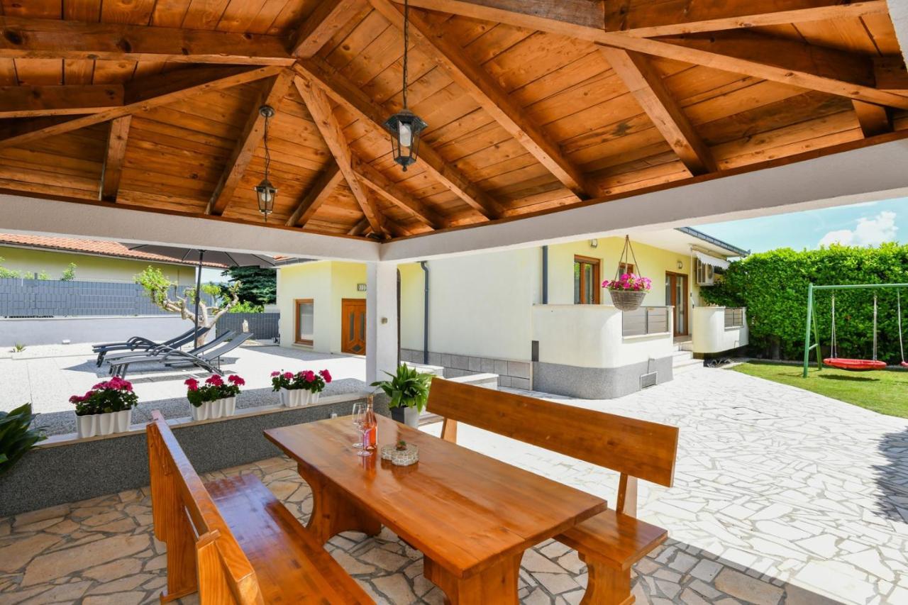 Villa Tea In Imotski, Private Pool Zmijavci ภายนอก รูปภาพ
